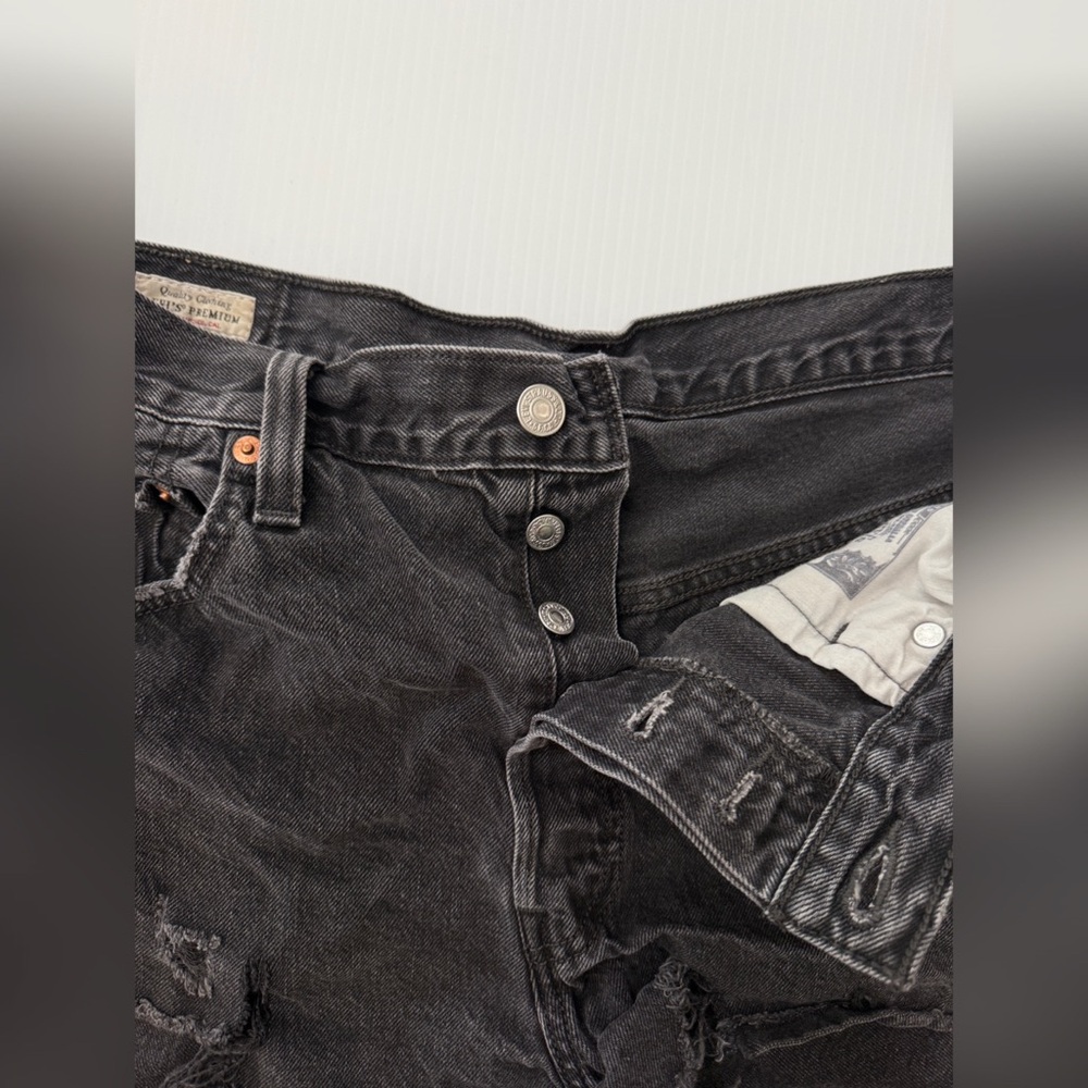 Levi's Premium 501 Original Fit High Waist Jean Shorts - 32 - Picture 6 of 12